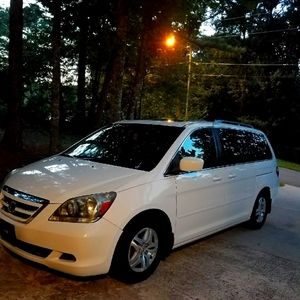 Meet your Posher, Alma rose